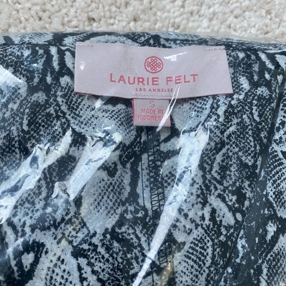 Laurie Felt Animal-Print Duster BLACK SNAKE Small Polyester Printed - Picture 14 of 16